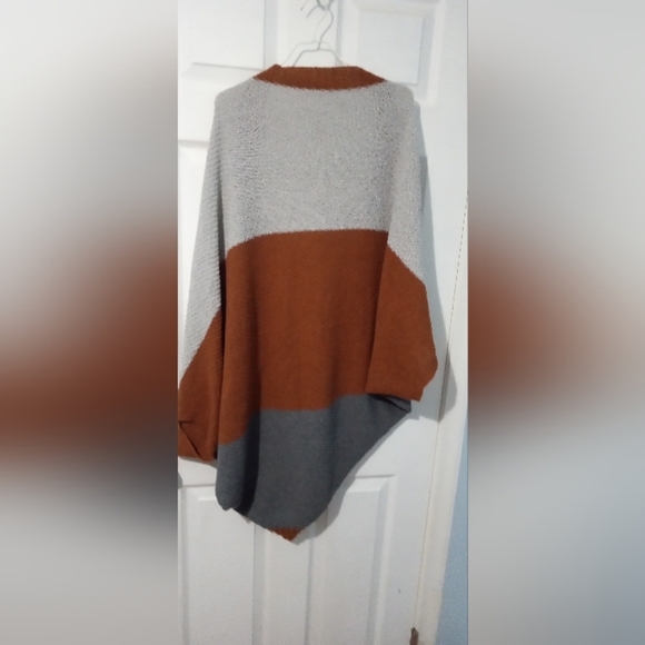Brown and Gray shrug, unknown source. - Picture 3 of 3